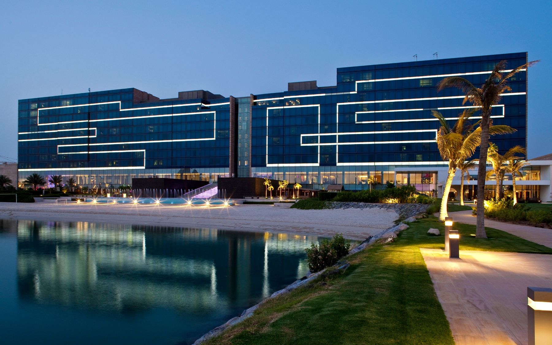 Fairmont Bab Al Bahr Hotel